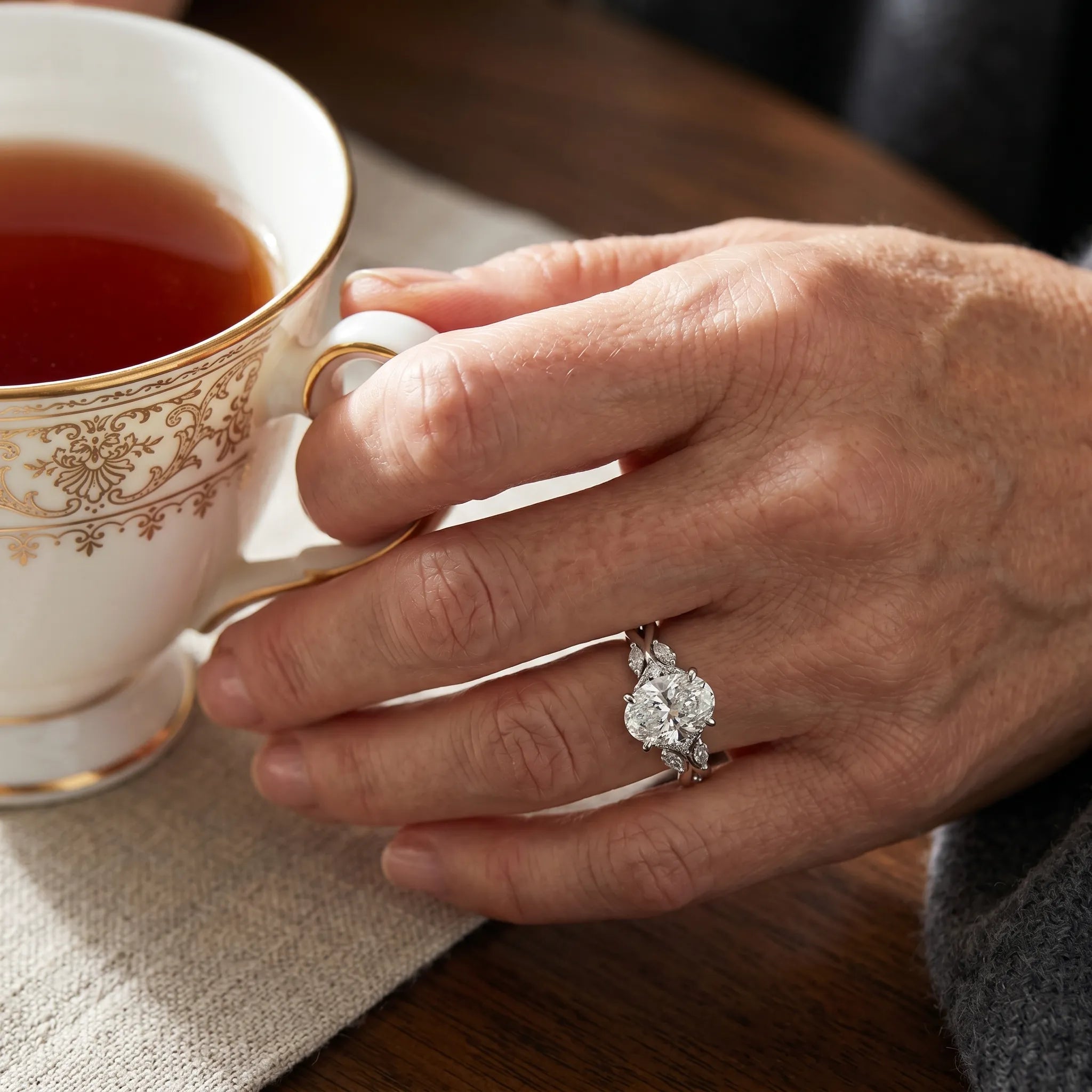 Your Forever Sparkle: Vintage Heirloom Oval Ring (Limited Stock)--Last Day Sale-90% OFF🔥